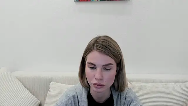 MollyCem online show from March 20, 2026, 5:40 pm