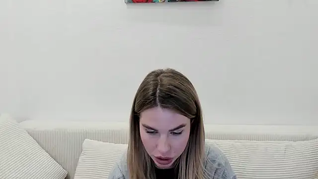 MollyCem online show from March 21, 2026, 5:49 pm