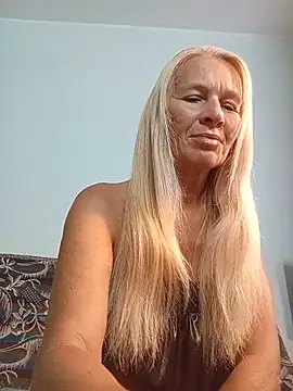 ViktoriaSexi1 online show from July 31, 2026, 4:39 pm