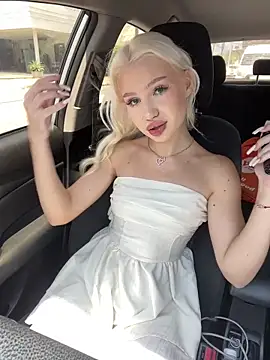 KissAurora  online show from March 8, 2026, 5:11 am