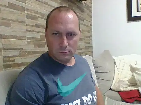 Snapshot of lustonfan chatting on March 6, 2026, 12:29 am lustonfan online show from March 6, 2026, 12:29 am