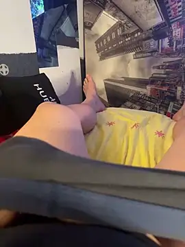 MatthewEmme2121 online show from June 18, 2026, 9:41 pm
