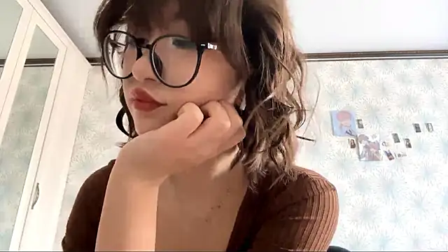 Bella Voraesynd online show from March 13, 2026, 8:10 am