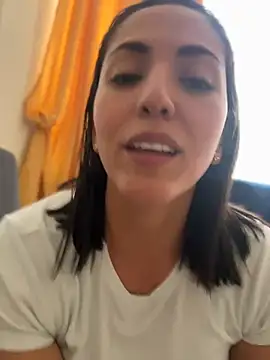 Snapshot of SamanthaWalker_ chatting on July 1, 2026, 7:46 pm SamanthaWalker online show from July 1, 2026, 7:46 pm
