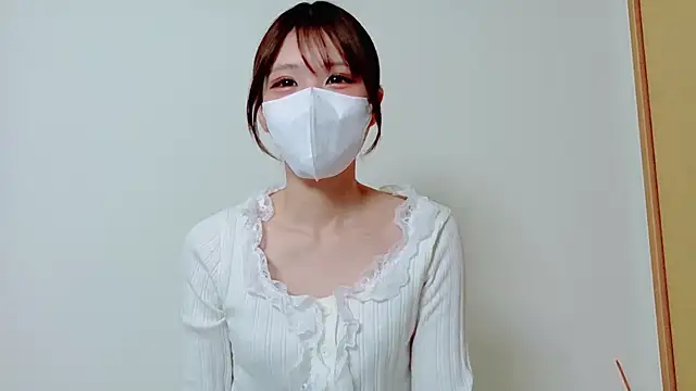 Snapshot of Mami_xoxo chatting on March 8, 2026, 5:22 am Mami xoxo online show from March 8, 2026, 5:22 am