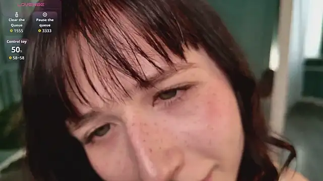 Snapshot of MutedMood_ chatting on August 1, 2026, 12:15 pm MutedMood online show from August 1, 2026, 12:15 pm