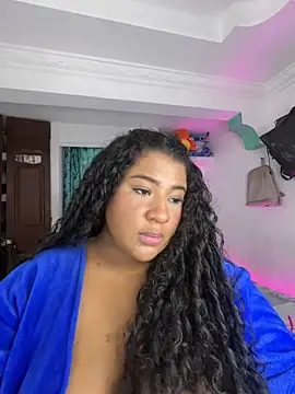 Snapshot of dana_falcoo25 chatting on May 8, 2026, 4:12 pm dana falcoo25 online show from May 8, 2026, 4:12 pm