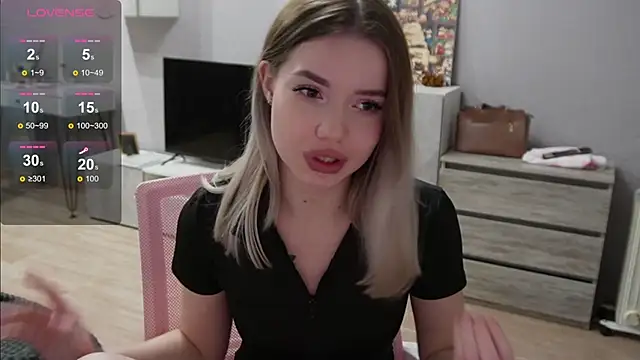 mayyymayyyy online show from March 17, 2026, 8:23 pm