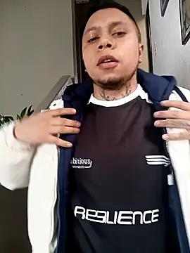 Decker Velvett online show from March 16, 2026, 7:40 pm