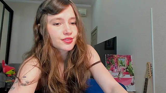 MaryannSofts online show from April 22, 2026, 3:35 pm