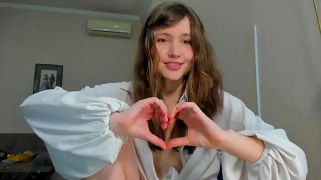 MaryannSofts online show from May 6, 2026, 12:54 pm
