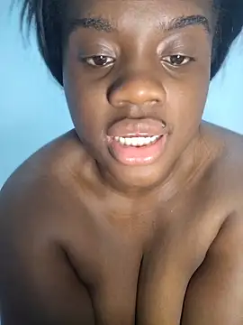 Snapshot of YourLiaa_ chatting on March 20, 2026, 10:47 pm YourLiaa online show from March 20, 2026, 10:47 pm