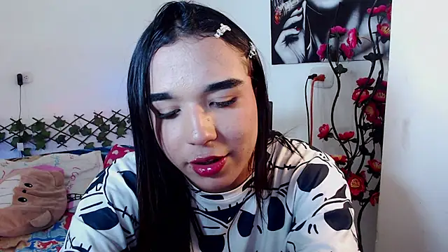 Snapshot of Candyy_doll__ chatting on May 13, 2026, 5:27 am Candyy doll online show from May 13, 2026, 5:27 am