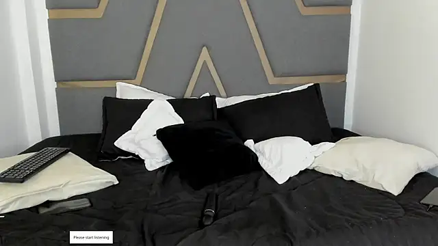 juana valkiria online show from July 14, 2026, 2:49 am