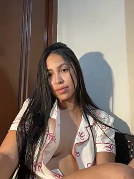 Snapshot of Dannittaa chatting on March 12, 2026, 1:34 am Dannittaa online show from March 12, 2026, 1:34 am