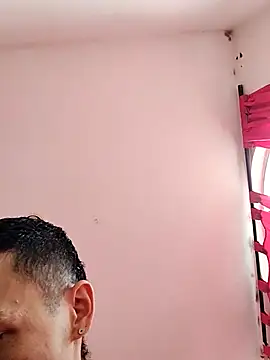 Snapshot of TuCanero23cm chatting on April 12, 2026, 1:38 pm TuCanero23cm online show from April 12, 2026, 1:38 pm