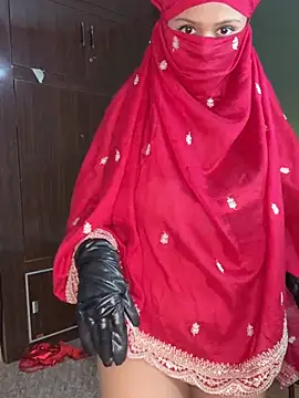Snapshot of your_bhabhi_love chatting on July 7, 2026, 7:29 pm your bhabhi love online show from July 7, 2026, 7:29 pm