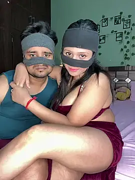 Snapshot of your_bhabhi_love chatting on July 29, 2026, 5:22 pm your bhabhi love online show from July 29, 2026, 5:22 pm