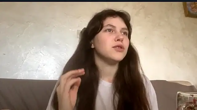 ClarencePoggio online show from March 17, 2026, 6:28 am