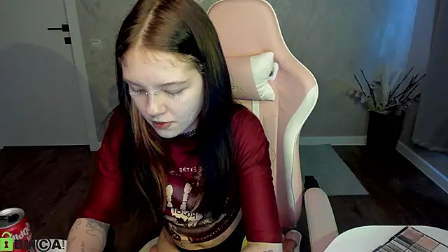 Snapshot of Lina-XD chatting on June 6, 2026, 8:41 am Lina-XD online show from June 6, 2026, 8:41 am