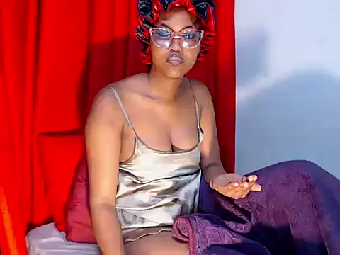 Snapshot of DarkDivva18 chatting on July 25, 2026, 3:26 am DarkDivva18 online show from July 25, 2026, 3:26 am