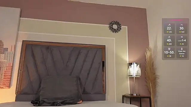 Snapshot of SweetiePie_3 chatting on May 6, 2026, 12:32 pm SweetiePie 3 online show from May 6, 2026, 12:32 pm