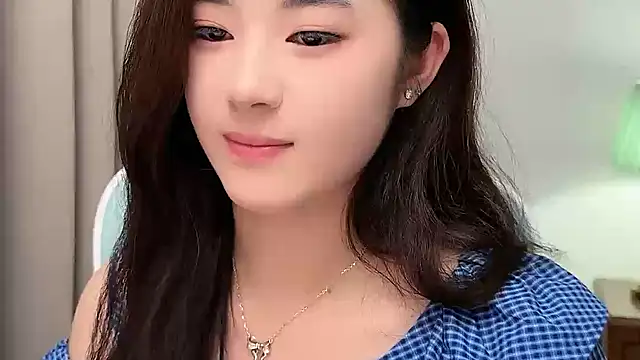 Nicole20266 online show from March 16, 2026, 5:44 am