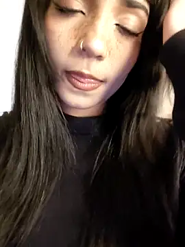 Hannae3 online show from June 15, 2026, 4:47 am