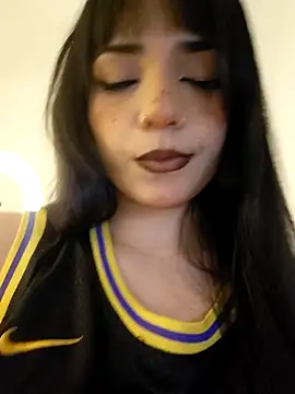 Hannae3 online show from July 1, 2026, 5:42 am