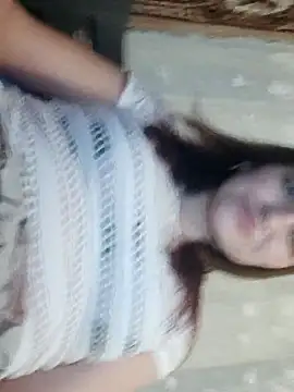 lovely angel baby online show from March 10, 2026, 4:34 pm