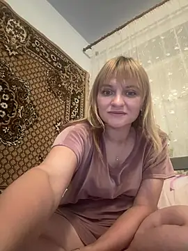Snapshot of lovely_angel_baby chatting on June 6, 2026, 8:35 pm lovely angel baby online show from June 6, 2026, 8:35 pm