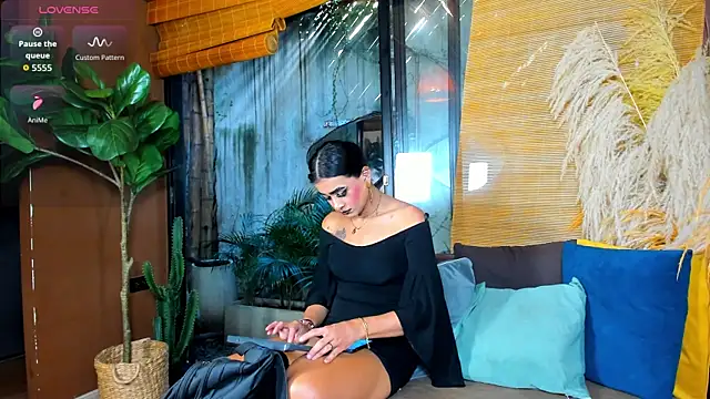 Snapshot of Sienna_Dark chatting on June 12, 2026, 8:52 pm Sienna Dark online show from June 12, 2026, 8:52 pm