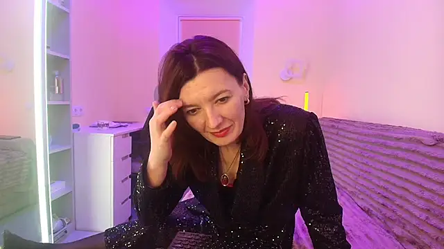 Snapshot of Bonnie_Naughtyy chatting on May 18, 2026, 4:24 pm Bonnie Naughtyy online show from May 18, 2026, 4:24 pm