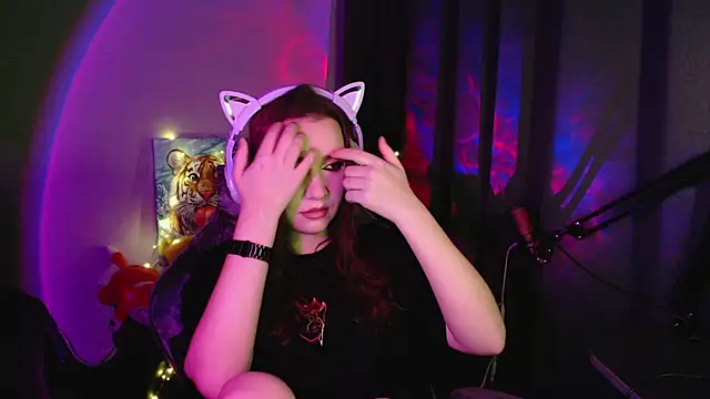 Celia Sensual  online show from June 11, 2026, 7:56 pm