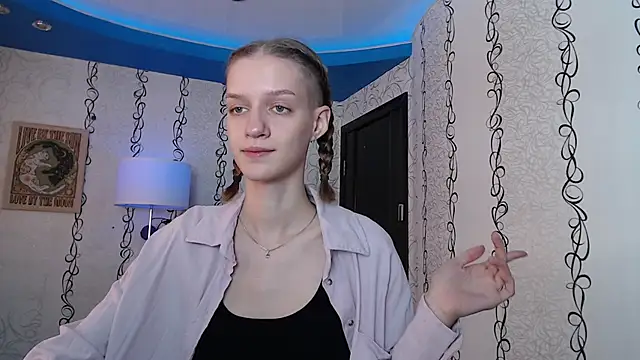 Snapshot of Chrissy_Joyful chatting on August 4, 2026, 4:04 am Chrissy Joyful online show from August 4, 2026, 4:04 am