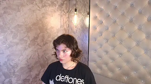 LiaSweetxx online show from March 13, 2026, 11:28 am