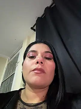 Kira firee online show from March 12, 2026, 3:12 am