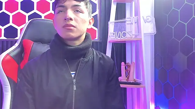 Snapshot of Cristopher_Wild chatting on June 2, 2026, 8:22 pm Cristopher Wild online show from June 2, 2026, 8:22 pm