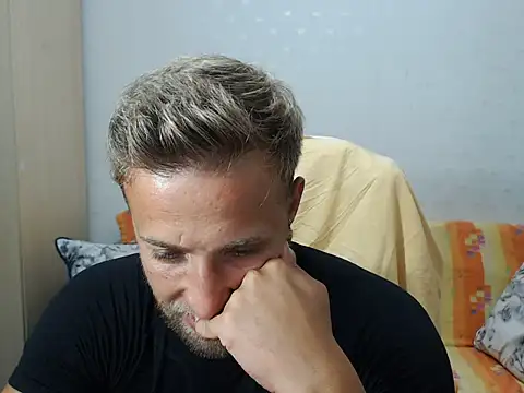 BlondEagleMuscle online show from July 15, 2026, 9:20 pm