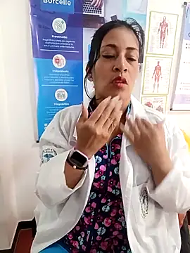 Aitana444 online show from March 13, 2026, 1:07 pm