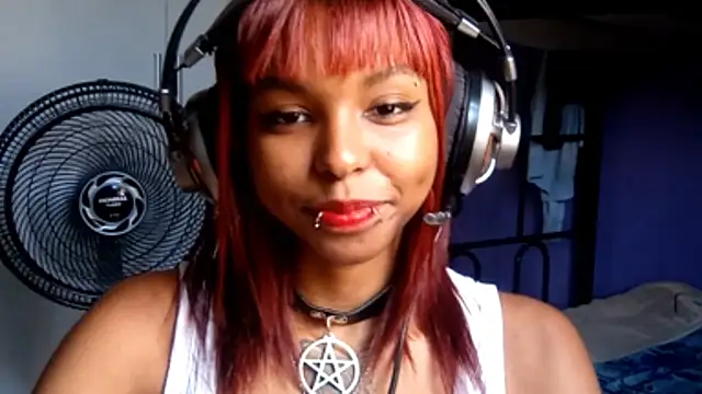 emilycloves online show from March 14, 2026, 5:07 pm