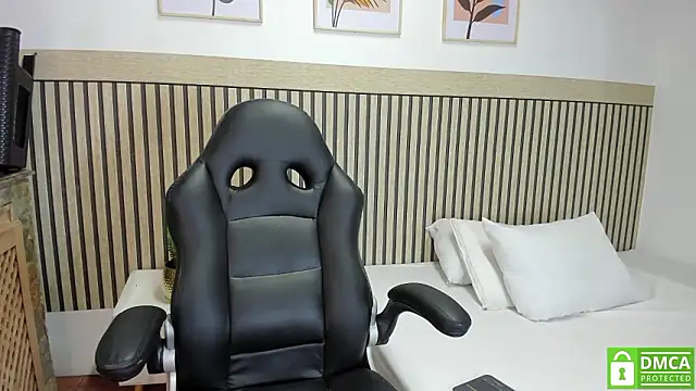 AbbyDixon   online show from March 17, 2026, 8:34 pm