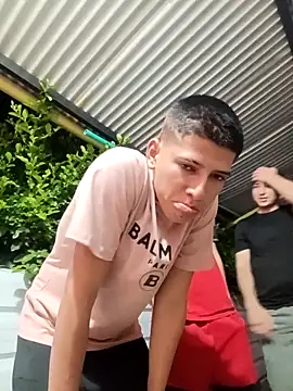 3hornys-straights online show from March 15, 2026, 2:28 am