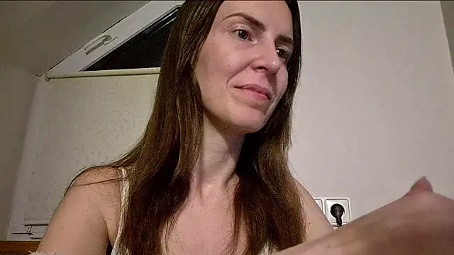 AnnaTight online show from May 4, 2026, 7:54 pm