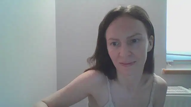 Snapshot of AnnaTight chatting on June 27, 2026, 8:41 am AnnaTight online show from June 27, 2026, 8:41 am
