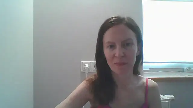 Snapshot of AnnaTight chatting on June 28, 2026, 8:20 am AnnaTight online show from June 28, 2026, 8:20 am
