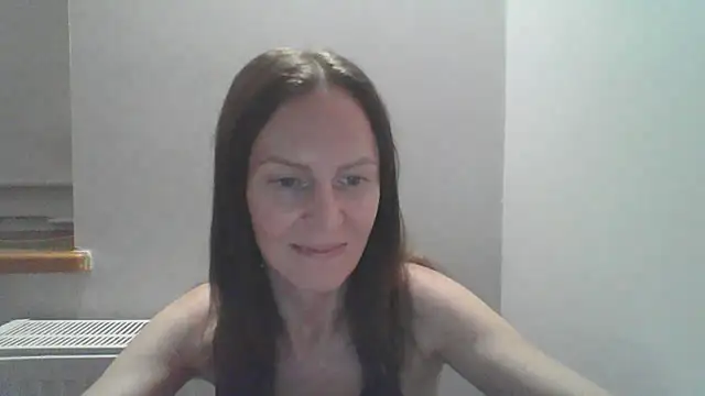Snapshot of AnnaTight chatting on June 30, 2026, 8:21 pm AnnaTight online show from June 30, 2026, 8:21 pm