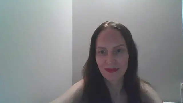 Snapshot of AnnaTight chatting on August 3, 2026, 5:49 pm AnnaTight online show from August 3, 2026, 5:49 pm
