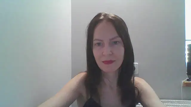 Snapshot of AnnaTight chatting on August 4, 2026, 9:12 am AnnaTight online show from August 4, 2026, 9:12 am