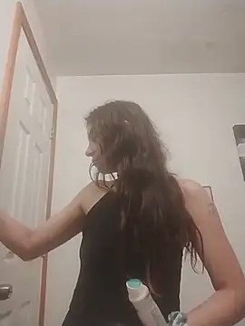 2h0tch1ks online show from July 22, 2026, 8:44 pm
